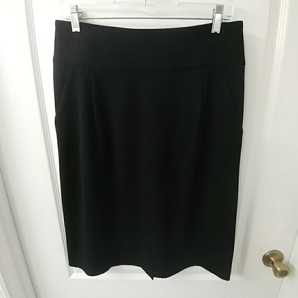 Grace Elements | Black Skirt
